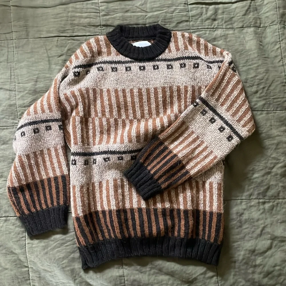 Knotty Ones Ethno sweater, medium - Picture 1 of 7